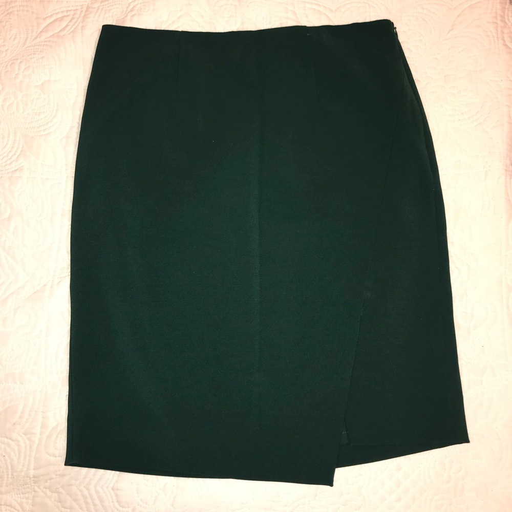 White House Black Market Skirt